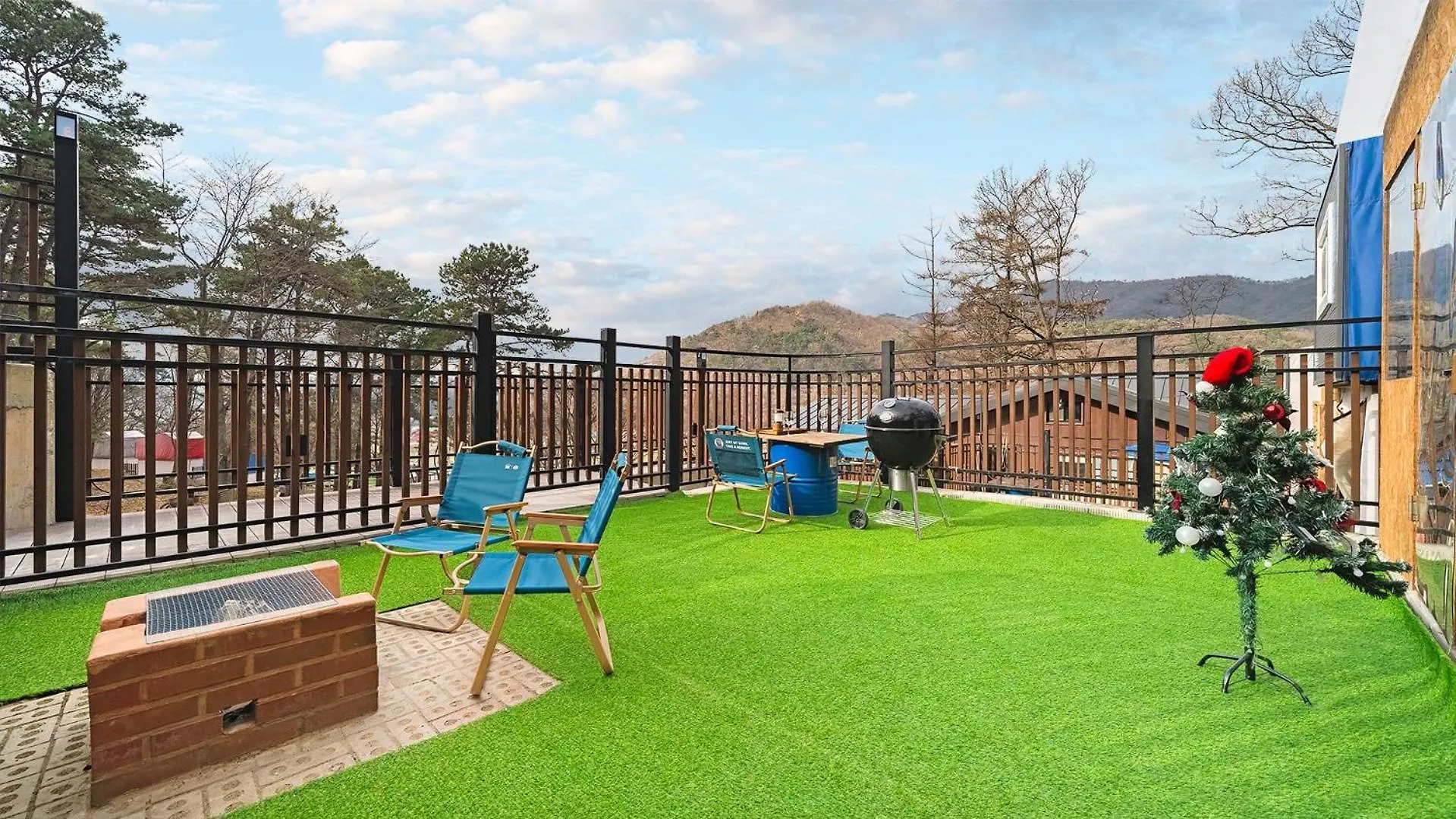 Ganghwado Haeideun Dog Glamping Hotel Incheon South Korea