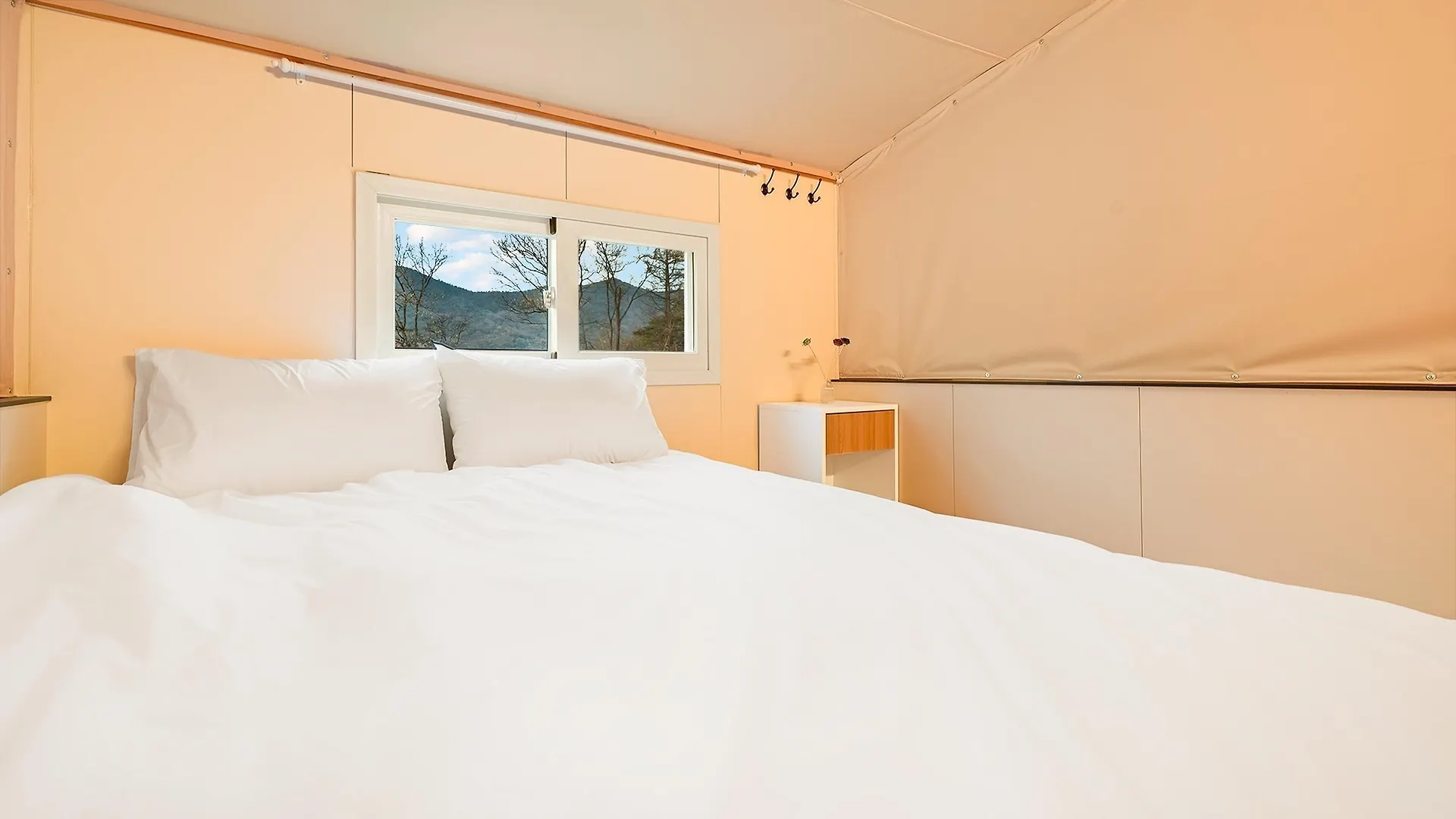 Ganghwado Haeideun Dog Glamping Hotel Incheon 3*,  South Korea