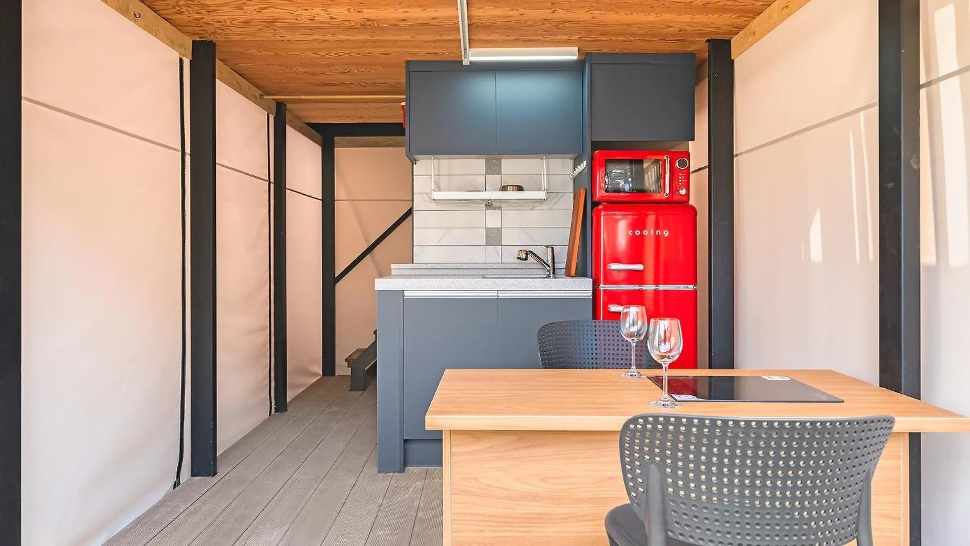 Ganghwado Haeideun Dog Glamping Hotel Incheon Guest house