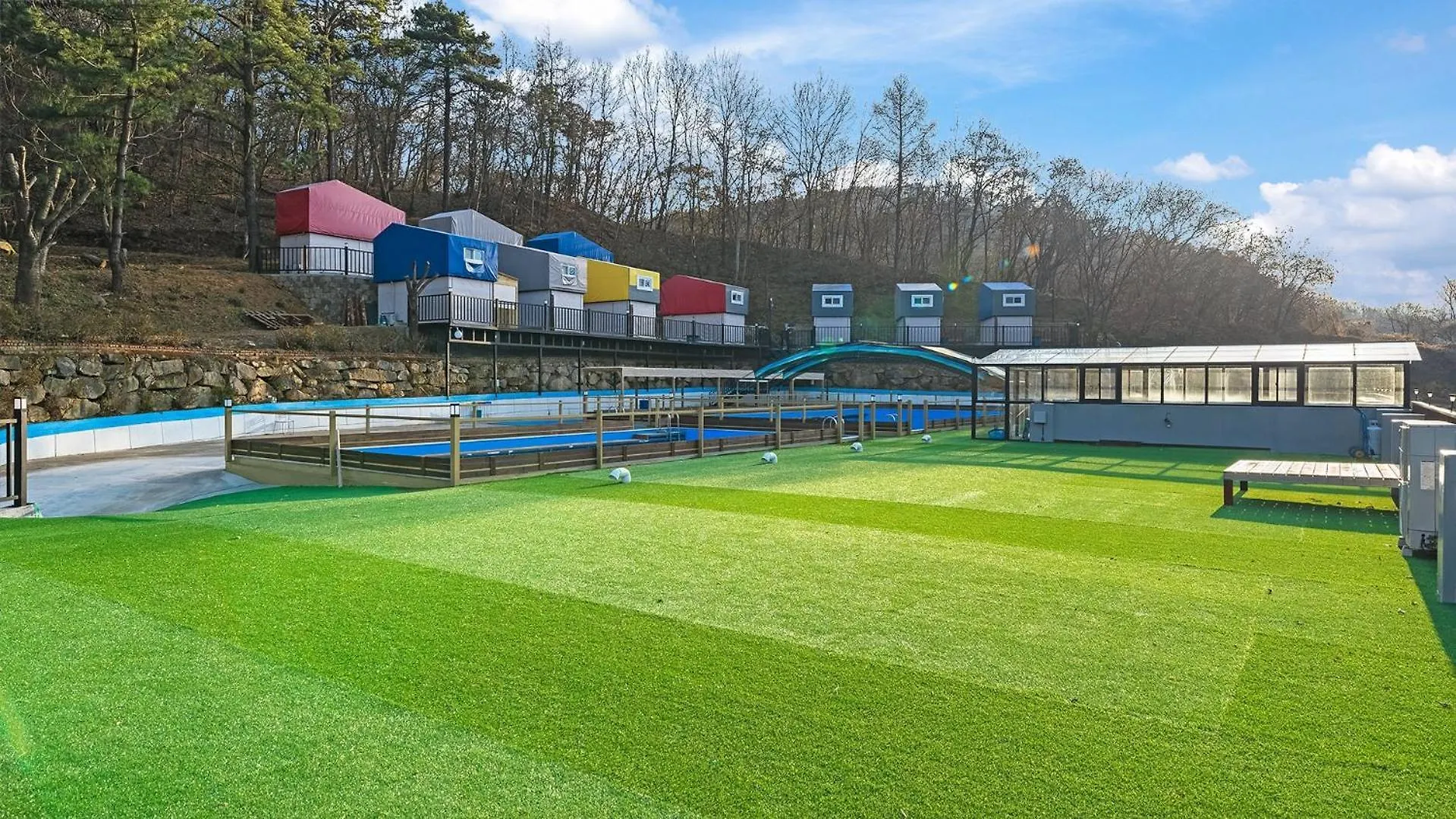 Ganghwado Haeideun Dog Glamping Hotel Incheon South Korea